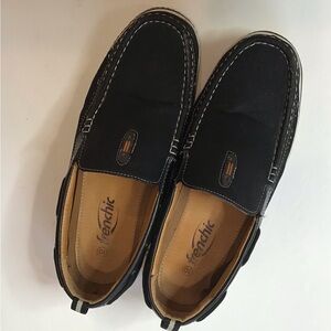 Frenchic Collection men’s slip-on loafers Size 10